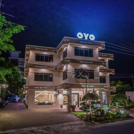 Halim Hotel Tanjung Pinang Ngoại thất bức ảnh