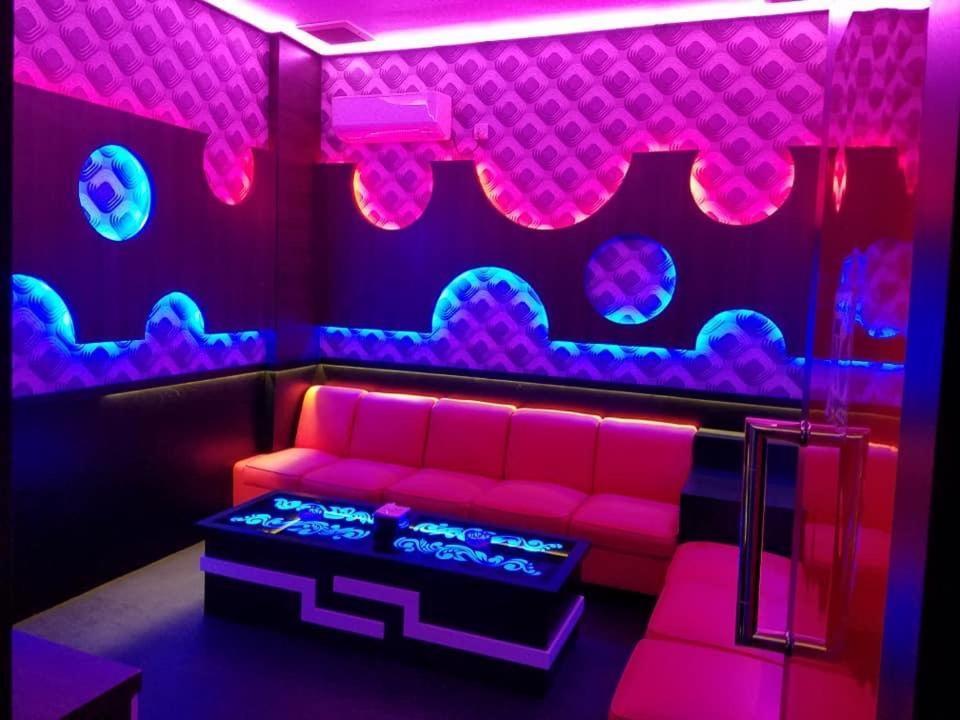 Halim Hotel Tanjung Pinang Ngoại thất bức ảnh