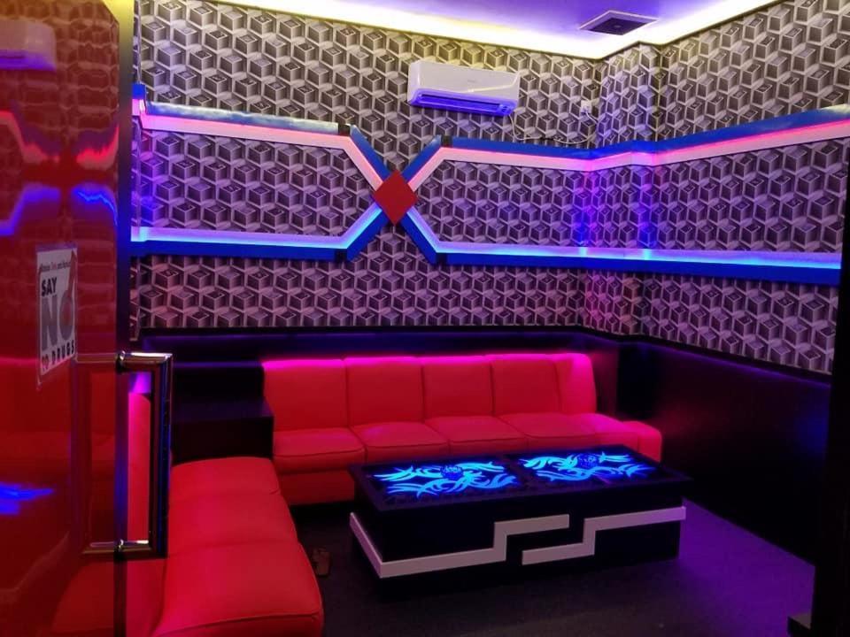 Halim Hotel Tanjung Pinang Ngoại thất bức ảnh