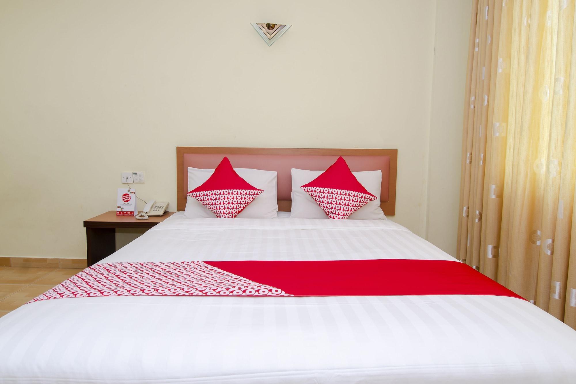 Halim Hotel Tanjung Pinang Ngoại thất bức ảnh